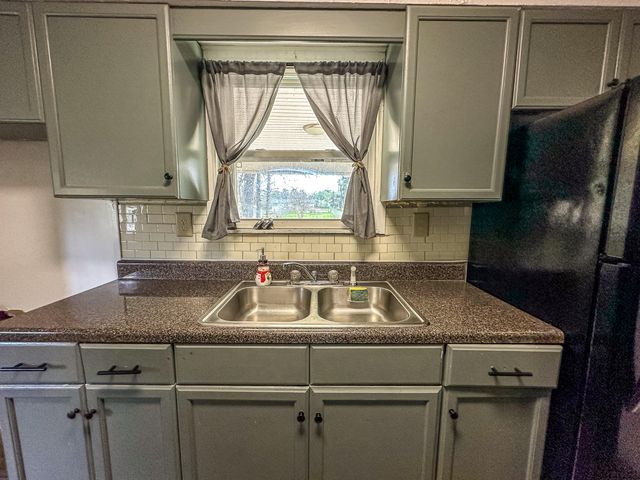 391 Line Creek Road, Lily, KY 40740