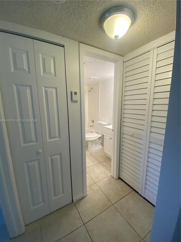 3410 Foxcroft Rd 206, Miramar, FL 33025