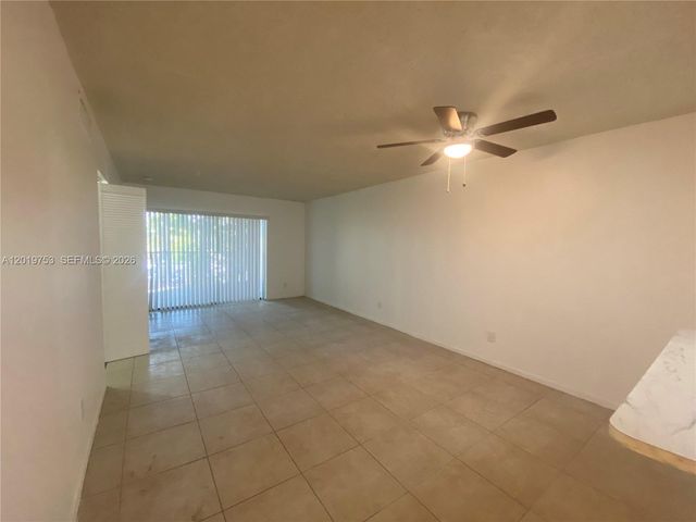3410 Foxcroft Rd 206, Miramar, FL 33025