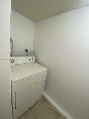 3410 Foxcroft Rd 206, Miramar, FL 33025