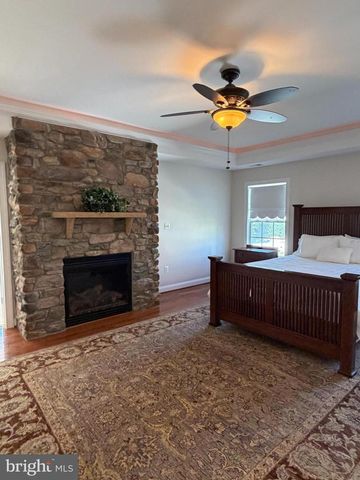 13060 QUEEN CHAPEL RD, Woodbridge, VA 22193