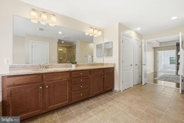 13060 QUEEN CHAPEL RD, Woodbridge, VA 22193