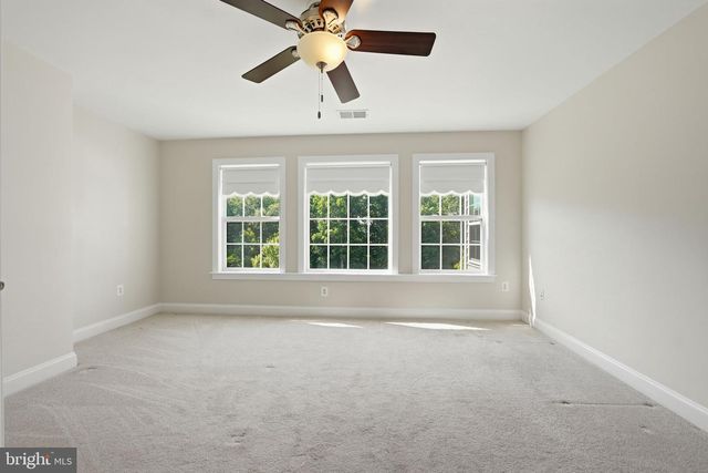 13060 QUEEN CHAPEL RD, Woodbridge, VA 22193