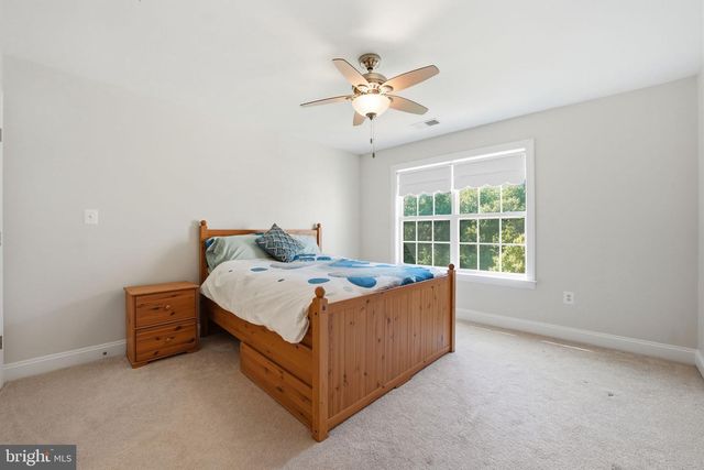 13060 QUEEN CHAPEL RD, Woodbridge, VA 22193
