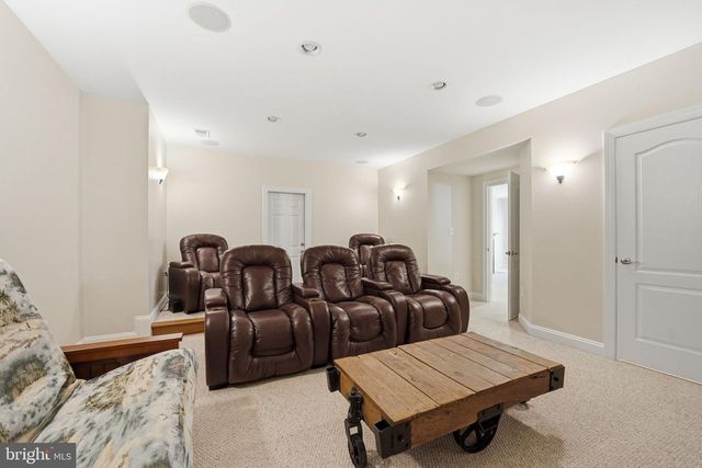 13060 QUEEN CHAPEL RD, Woodbridge, VA 22193