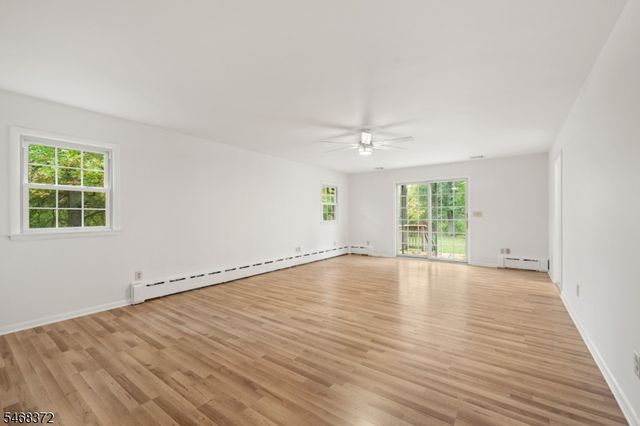 9 Fieldhedge Dr, Hillsborough Twp., NJ 08844