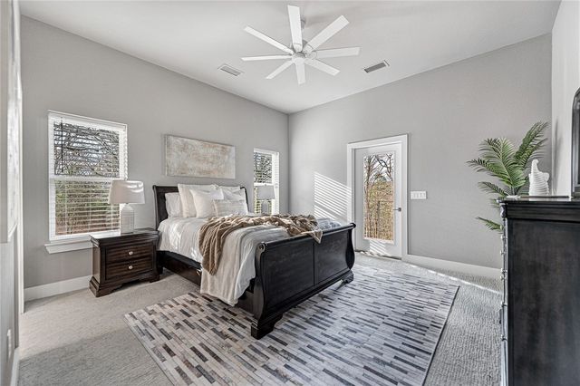 11391 Mtn Spring Drive, Fayetteville, AR 72701