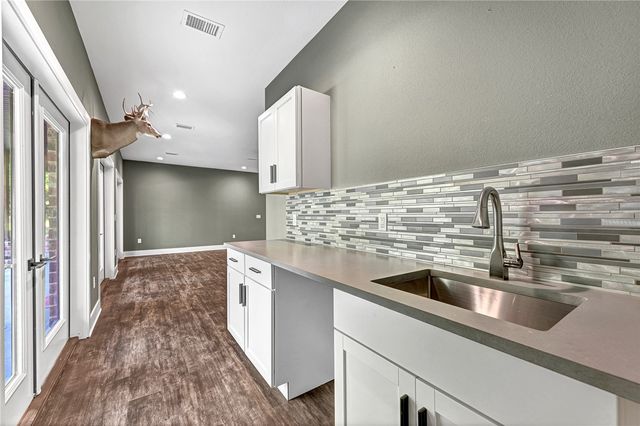 11391 Mtn Spring Drive, Fayetteville, AR 72701