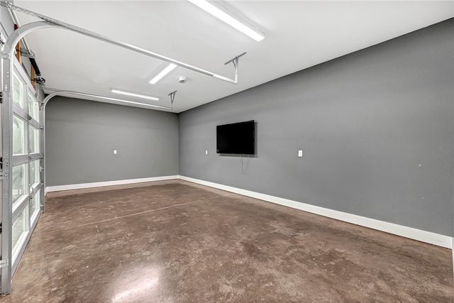 11391 Mtn Spring Drive, Fayetteville, AR 72701