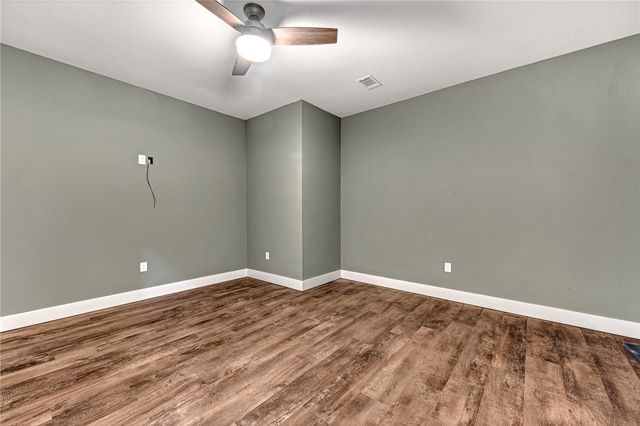 11391 Mtn Spring Drive, Fayetteville, AR 72701