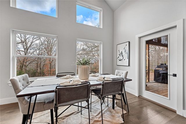 11391 Mtn Spring Drive, Fayetteville, AR 72701