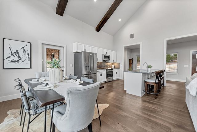 11391 Mtn Spring Drive, Fayetteville, AR 72701