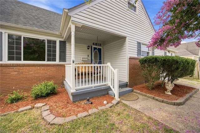 4813 Lonewillow LN, Virginia Beach, VA 23455