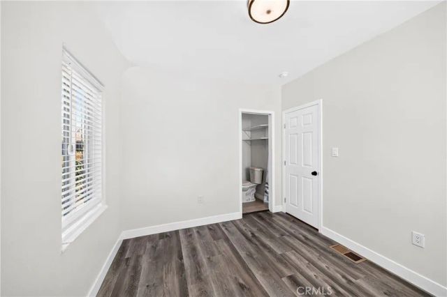 1302 W 35th, Los Angeles, CA 90007