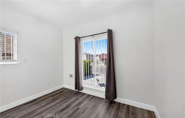 1302 W 35th, Los Angeles, CA 90007