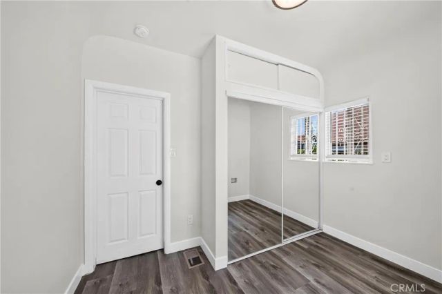 1302 W 35th, Los Angeles, CA 90007