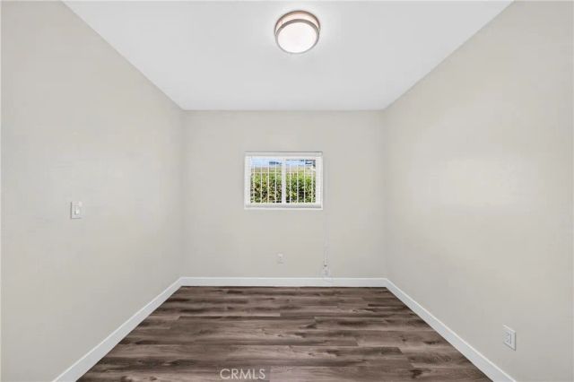 1302 W 35th, Los Angeles, CA 90007