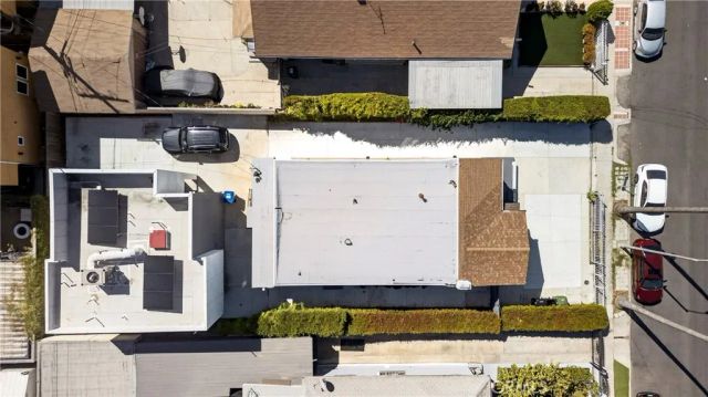 1302 W 35th, Los Angeles, CA 90007