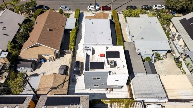 1302 W 35th, Los Angeles, CA 90007