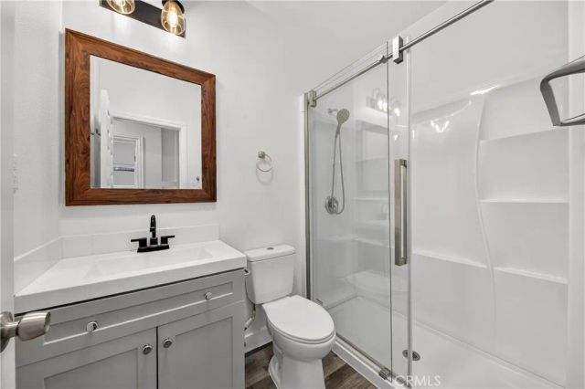 1302 W 35th, Los Angeles, CA 90007