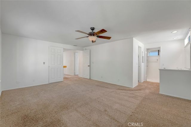 3812 Salem, Irvine, CA 92614