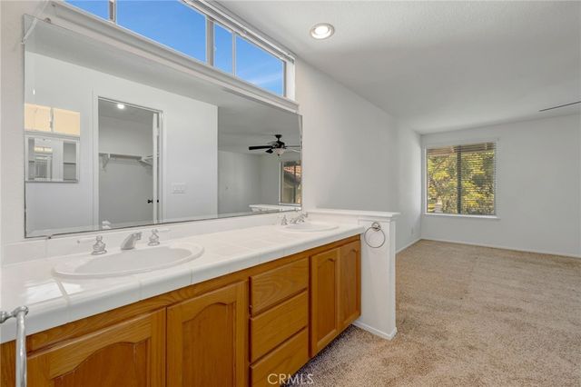3812 Salem, Irvine, CA 92614