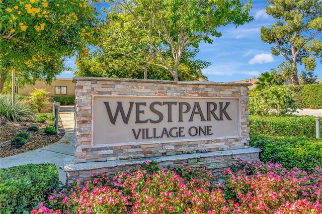 3812 Salem, Irvine, CA 92614