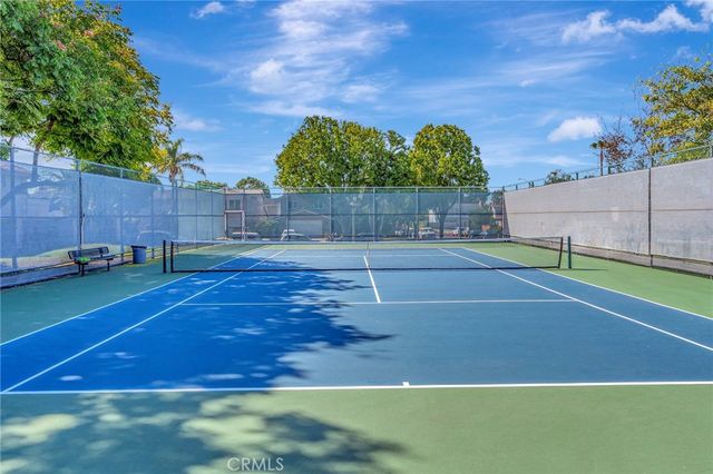 3812 Salem, Irvine, CA 92614