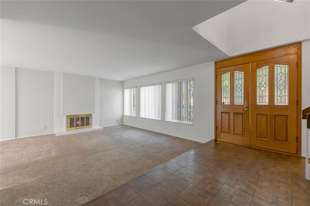 3812 Salem, Irvine, CA 92614