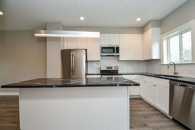 5262 Ella Boulevard 108, Houston, TX 77018