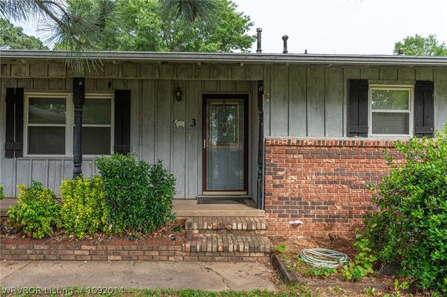 3 Hilltop Place, Van Buren, AR 72956