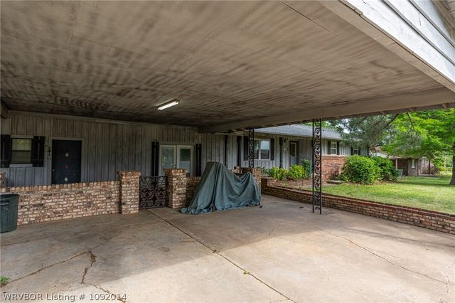 3 Hilltop Place, Van Buren, AR 72956