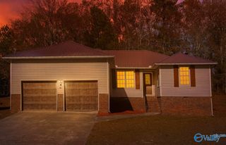 1028 Lakeview Lane NW, Arab, AL 35016