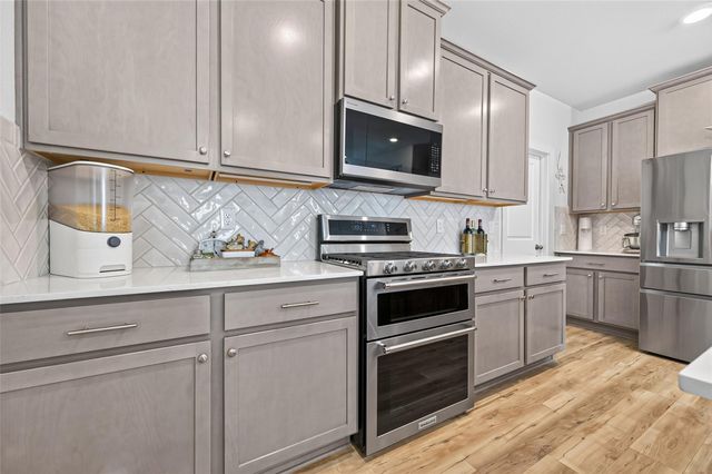 21640 Alberta Forest Circle, Magnolia, TX 77355