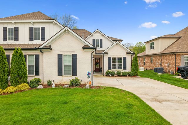 5004 Harbor Reserve Cv, Hermitage, TN 37076