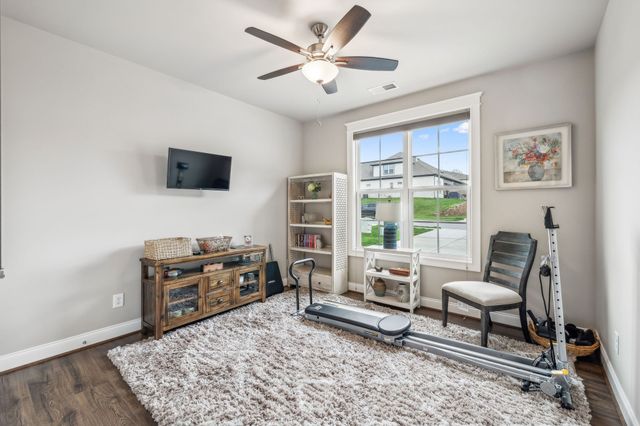 5004 Harbor Reserve Cv, Hermitage, TN 37076