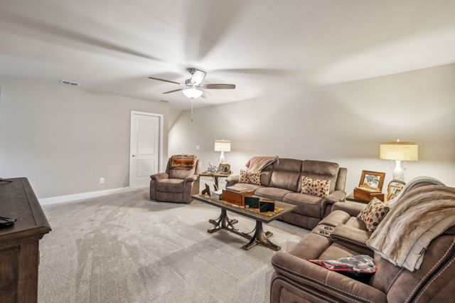 5004 Harbor Reserve Cv, Hermitage, TN 37076