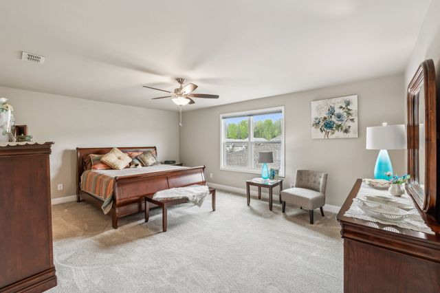 5004 Harbor Reserve Cv, Hermitage, TN 37076