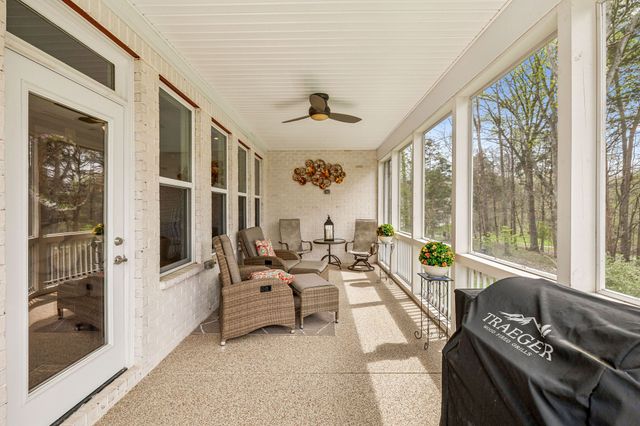 5004 Harbor Reserve Cv, Hermitage, TN 37076