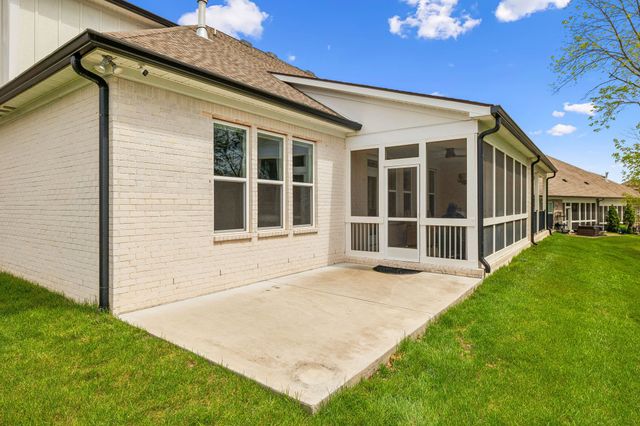 5004 Harbor Reserve Cv, Hermitage, TN 37076
