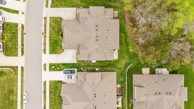 5004 Harbor Reserve Cv, Hermitage, TN 37076