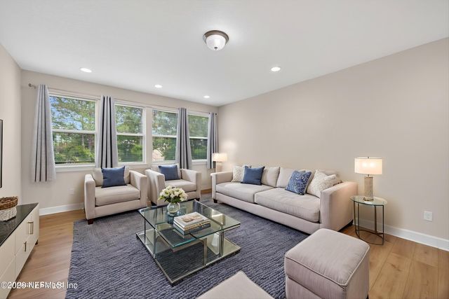 32 TALORI Avenue, St. Johns, FL 32259