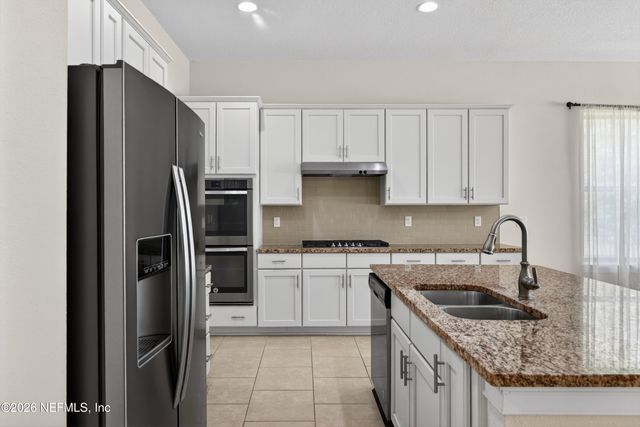 32 TALORI Avenue, St. Johns, FL 32259