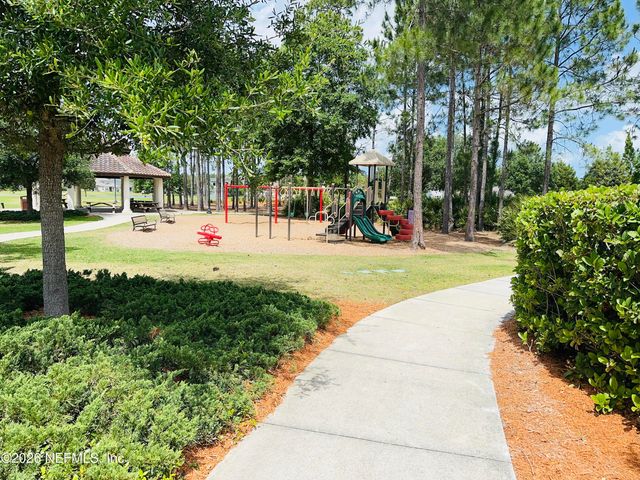 32 TALORI Avenue, St. Johns, FL 32259