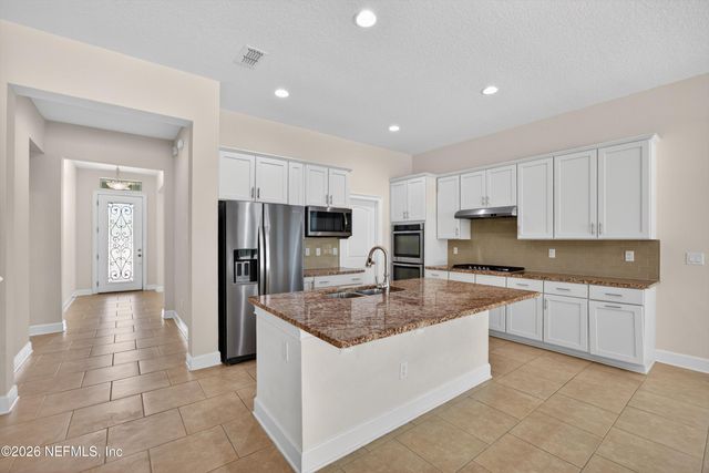 32 TALORI Avenue, St. Johns, FL 32259