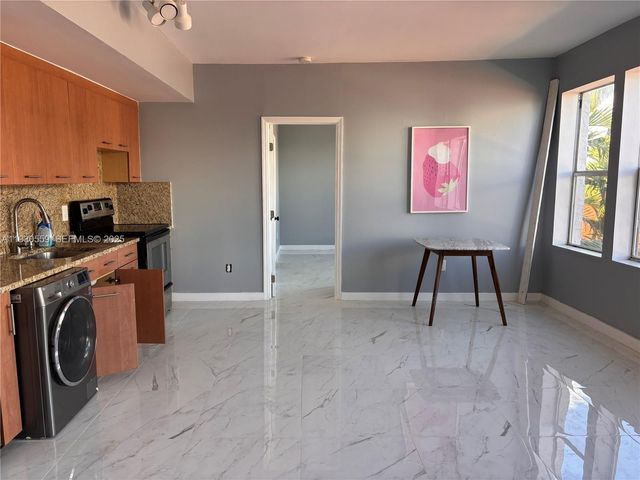 1027 Pennsylvania Ave 302, Miami Beach, FL 33139