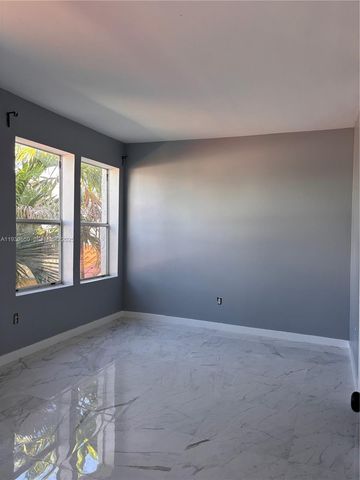 1027 Pennsylvania Ave 302, Miami Beach, FL 33139