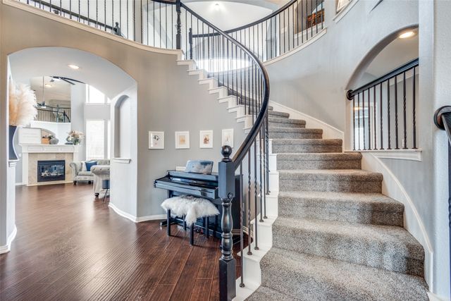6104 Grand Meadow Lane, Flower Mound, TX 75028