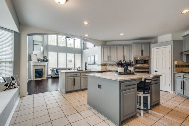 6104 Grand Meadow Lane, Flower Mound, TX 75028