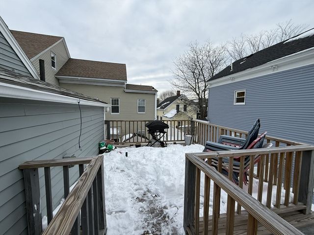 1 Carlton St 2, Salem, MA 01970